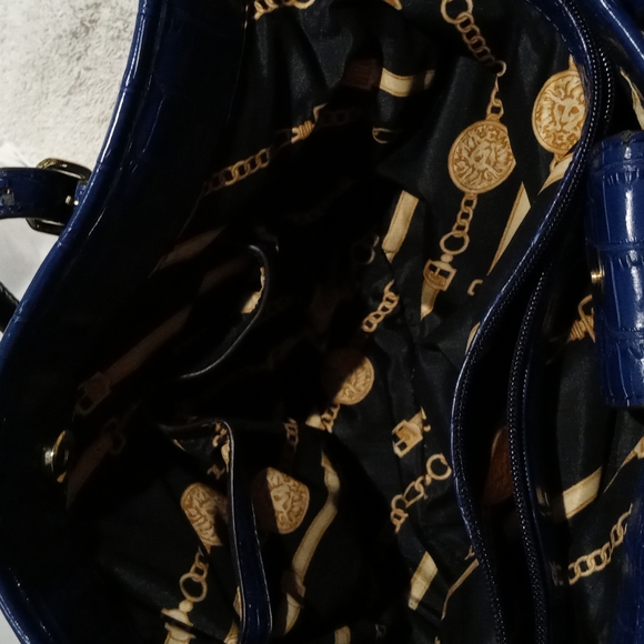 Blue Anne Klein purse - Picture 4 of 8